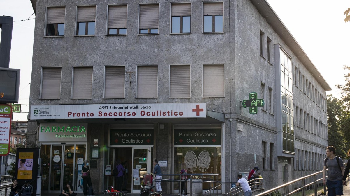 eclissi decine di persone in ospedale per problemi agli occhi casi in italia e germania da Ilfattoquotidiano.it eclissi decine di persone in ospedale per problemi agli occhi casi in italia e germania