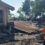 Copertina di Indonesia, almeno 51 morti e migliaia di sfollati dopo il terremoto di magnitudo 7,7: proseguono i soccorsi
