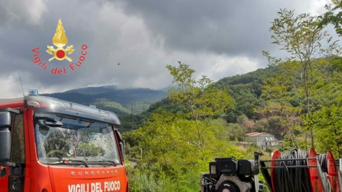 Ultraleggero con due persone a bordo disperso nel Cosentino, ricerche in corso