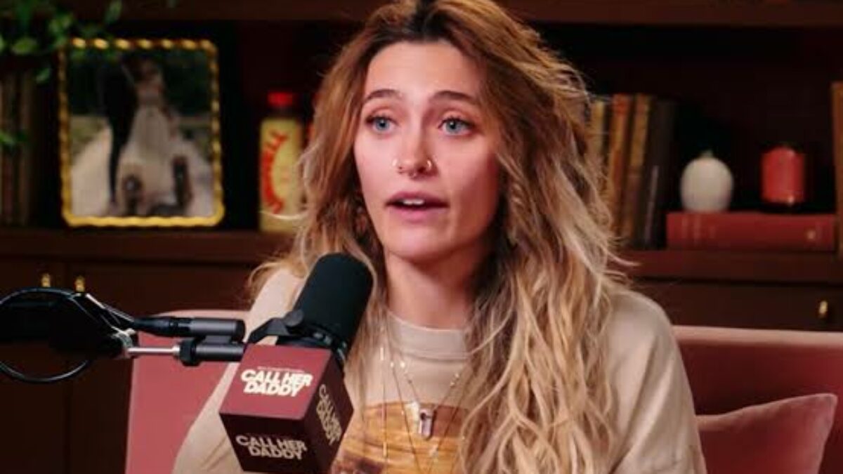 “Vivere Neverland con Michael Jackson? Ci è stato detto in modo molto chiaro che tutte le attrazioni presenti non erano per noi. Andare in giro con una maschera per noi era normale”: parla Paris Jackson