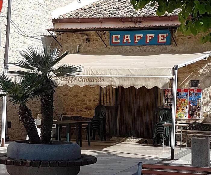 ce vedeme o8217 caf232 dopo 138 anni chiude l8217unico bar di pietramontecorvino il paese si mobilita e lo riapre da Ilfattoquotidiano.it ce vedeme o8217 caf232 dopo 138 anni chiude l8217unico bar di pietramontecorvino il paese si mobilita e lo riapre