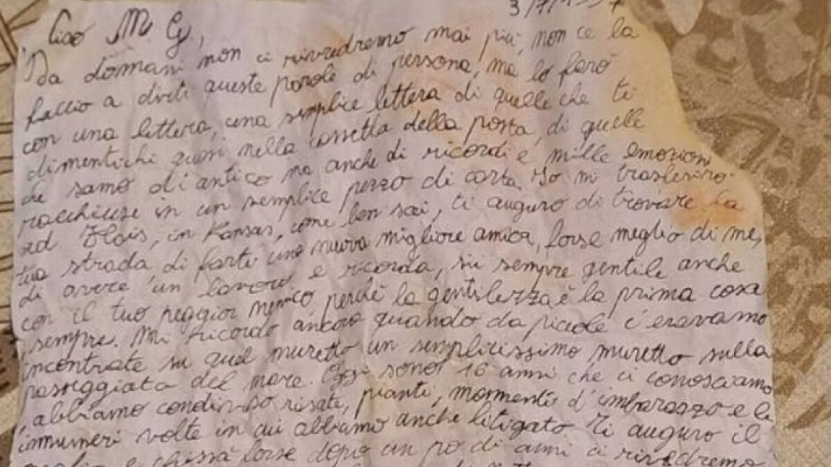“Da domani non ci rivedremo mai più, non ce la faccio a dirti queste parole di persona. Addio amica mia”: lettera di 29 anni trovata all’Isola d’Elba