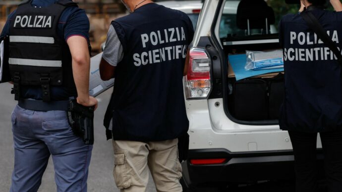 Donna di 72 anni uccisa a colpi di pietra in un fondo agricolo a Corigliano-Rossano (Cosenza)