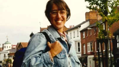 Copertina di Violenta e uccide la turista 24enne Amy Lopez, dopo 30 anni l’assassino viene incastrato dal Dna: la svolta nel cold case e la confessione di un uomo di 81 anni