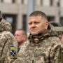 Copertina di Militari, consiglieri e ministri: il cerchio magico di Zelensky è crollato tra inchieste e faide