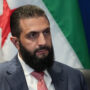 Copertina di Siria, caduto Assad non finiscono le torture. La morte in custodia di un ex Casco Bianco solleva di nuovo la questione delle violenze della polizia