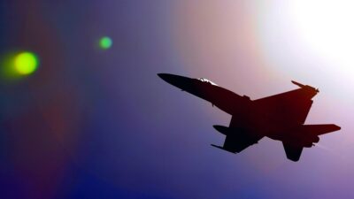 Copertina di Drone marino russo abbattuto dalla Romania. Bucarest: “Diretto contro struttura per estrazione del gas”. Raid di Mosca su Kiev: almeno 15 morti