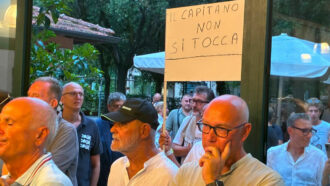 Copertina di L’avvertimento dei “ribelli” leghisti Romeo e Fontana a Salvini: “Così non va, prima di Pontida serve una soluzione”