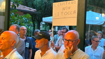 Copertina di L’avvertimento dei “ribelli” leghisti Romeo e Fontana a Salvini: “Così non va, prima di Pontida serve una soluzione”