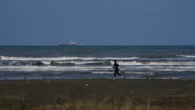 Copertina di Spostamenti sicuri, collegamenti con gli alleati ed elusione delle sanzioni: così il Mar Caspio sta diventando l’autostrada logistica della Russia