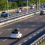Copertina di Stop alle targhe polacche, la Rc auto italiana diventa obbligatoria anche per i veicoli esteri: “Basta escamotage per sottrarsi alle regole”