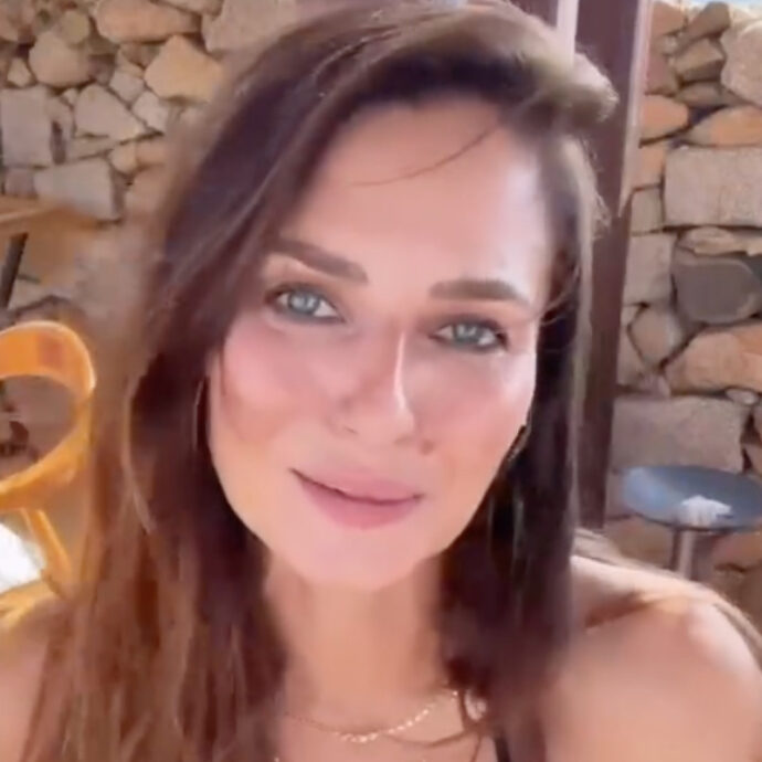 “Adoro il ballo, ma non ho mai imparato. Tutta la mia famiglia ci riesce, io no”: Anna Safroncik a Ballando con le Stelle