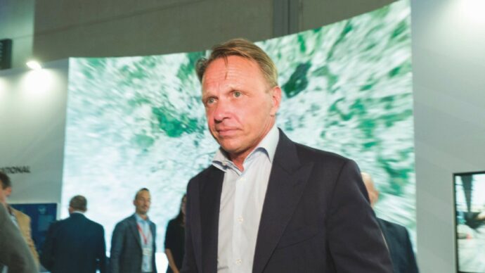 Lollo ultimo wok(e):  il menù “anti-Vannacci” al ministero