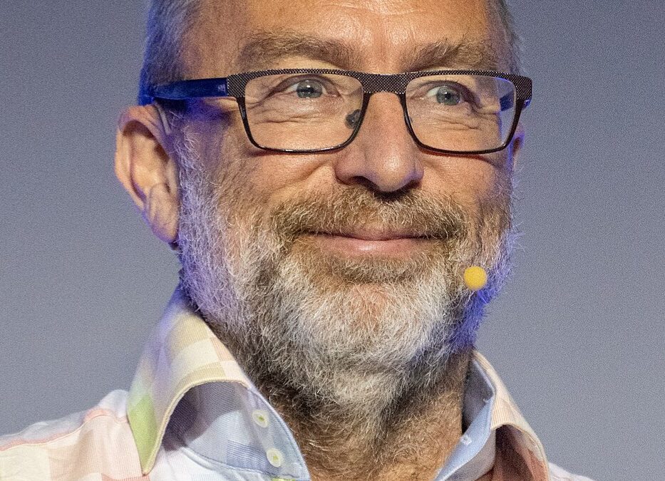 sono un re senza potere non ho bisogno di uno yacht per essere felice e non andr242 in pensione vince lo 8216zio pazzo8217 gli algoritmi favoriscono i contenuti peggiori parla jimmy wales il creatore di wikipedia da Ilfattoquotidiano.it sono un re senza potere non ho bisogno di uno yacht per essere felice e non andr242 in pensione vince lo 8216zio pazzo8217 gli algoritmi favoriscono i contenuti peggiori parla jimmy wales il creatore di wikipedia