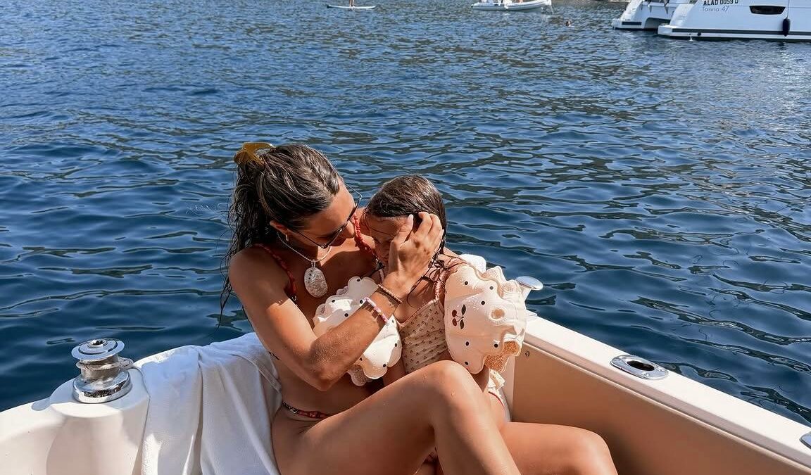 siamo rimasti otto ore in ospedale le hanno fatto l8217anestesia aveva una profonda lacerazione si 232 rotta il labbro e i denti la figlia di beatrice valli e marco fantini cade e si ferisce al volto da Ilfattoquotidiano.it siamo rimasti otto ore in ospedale le hanno fatto l8217anestesia aveva una profonda lacerazione si 232 rotta il labbro e i denti la figlia di beatrice valli e marco fantini cade e si ferisce al volto