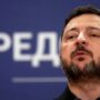 Copertina di Zelensky s’arrende e nomina 16 giudici dell’anticorruzione