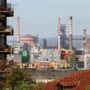 Copertina di La crisi Ilva, ma non solo: la Taranto senza lavoro e i “buuu” per la premier