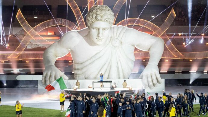 Mediterraneo, giochi a debito: al pronti-via 371 milioni di passivo