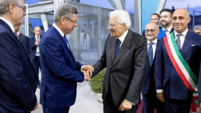 Voli blu, missione compiuta: Mattarella&C. già in vacanza