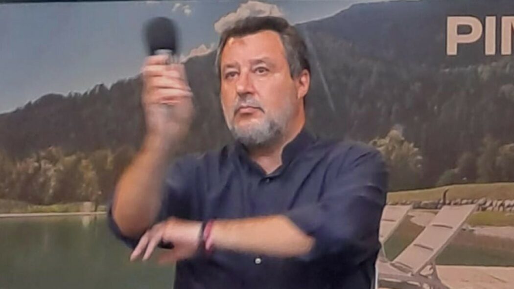 Salvini rassicura i frondisti e apre a Vannacci
