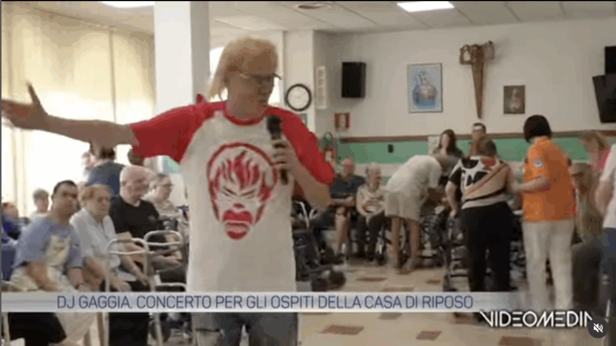 positivo all8217alcoltest mi hanno ritirato la patente cos236 sono passato dalle notti nelle discoteche pi249 famose a suonare nelle case di riposo la storia di dj gaggia da Ilfattoquotidiano.it positivo all8217alcoltest mi hanno ritirato la patente cos236 sono passato dalle notti nelle discoteche pi249 famose a suonare nelle case di riposo la storia di dj gaggia