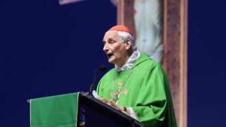 Copertina di Zuppi al Meeting di Rimini: “Inaccettabile quanto avviene in Cisgiordania. Migranti? Si assiste a stupida e volgare polarizzazione”