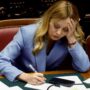 Copertina di Carburanti, Schlein contro Meloni: “Ora tassi gli extraprofitti”