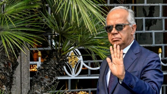 Piantedosi blocca la Sea Watch: “Non collaborano con la Libia”