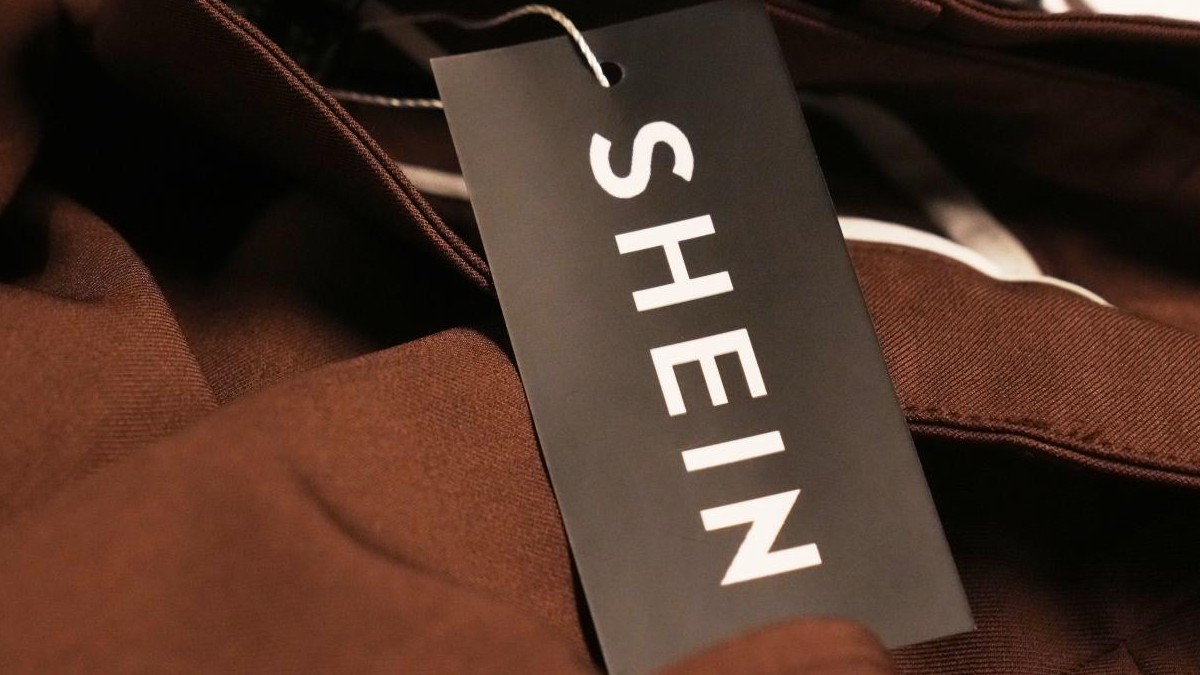 shein debutta in borsa ipo da 14 miliardi di dollari ma la crescita rallenta e la valutazione crolla a 27 miliardi da Ilfattoquotidiano.it shein debutta in borsa ipo da 14 miliardi di dollari ma la crescita rallenta e la valutazione crolla a 27 miliardi