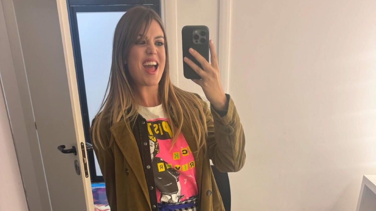 “Al liceo ho subito bullismo. Avevano creato un gruppo e scritto tutte le cose che volevano farmi: la leghiamo a una sedia, la lanciamo giù dalle scale”: così Alice De Andrè