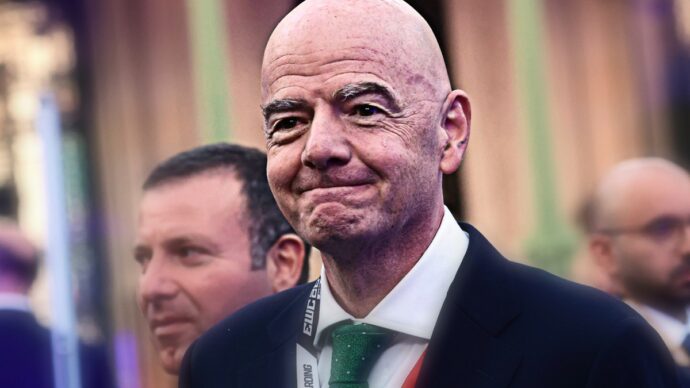 Infantino va ai Caraibi a caccia di aiuto e si spaccia per Robin Hood del pallone: “Alcuni non hanno bisogno né vogliono che gli altri crescano”