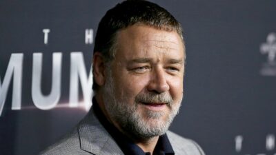 Copertina di “La musica ha sempre avuto un posto nella mia vita”: Russell Crowe a Venezia racconta la persona dietro l’attore