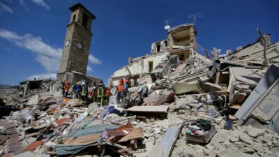 Copertina di Amatrice, in  dieci anni  ricostruzione  al palo:  è ancora ferma al 40%