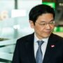 Copertina di Natalità a picco a Singapore, il governo offre alle famiglie fino a 47mila euro a figlio: la sfida alla crisi demografica