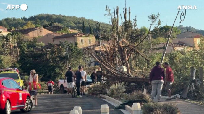 Tornado nel sud-ovest della Francia: 39 feriti e 300 case danneggiate | Il video dei danni