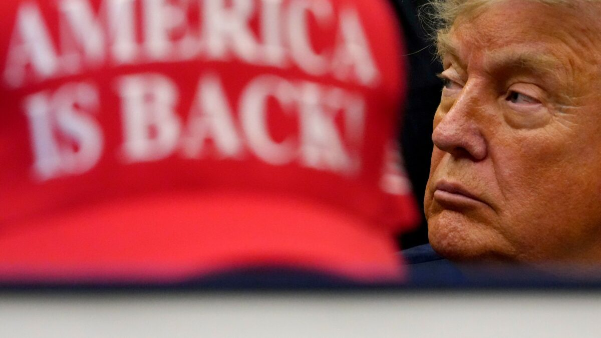 trump consensi a picco a tre mesi dal midterm dall8217iran ai dazi la lista dei fallimenti che rendono il capo della casa bianca pi249 debole da Ilfattoquotidiano.it trump consensi a picco a tre mesi dal midterm dall8217iran ai dazi la lista dei fallimenti che rendono il capo della casa bianca pi249 debole