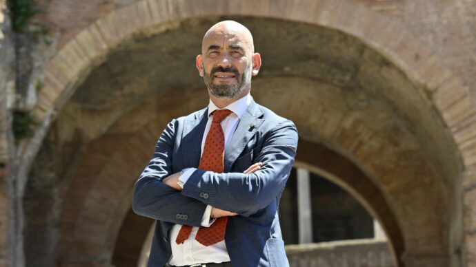 “Si valuti rinvio della scuola in Sicilia, Meloni intervenga per raccomandare i vaccini”, l’infettivologo Bassetti sul caso difterite: “Garantire il rispetto delle regole”