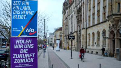 Copertina di AfD candida un ex ufficiale della Stasi in Sassonia-Anhalt. Commercianti in sciopero a Magdeburgo per l’ascesa del partito