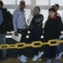 Copertina di Trump sospende le richieste di visti per immigrati in tutto il mondo: “Escludere chi potrebbe necessitare di assistenza negli Stati Uniti”