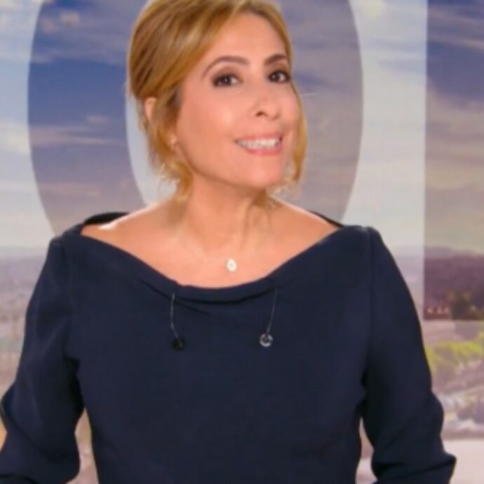 “Mi faccio da parte dalla conduzione del telegiornale per tutta la durata della candidatura del mio compagno”: la decisione “ovvia e difficile” della giornalista francese Léa Salamé