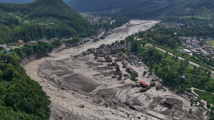 Alluvione in Tibet, ecco cosa è il “flash-flood”: ha causato la frana che ha distrutto ponti e villaggi
