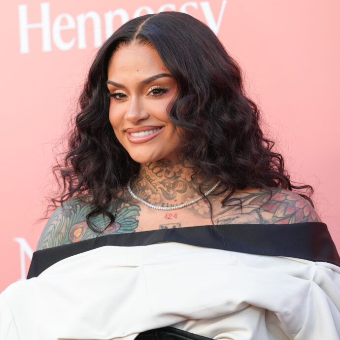 “Non riesco a deglutire, sono al pronto soccorso”: Kehlani costretta a fermare il tour per un forte dolore alla gola