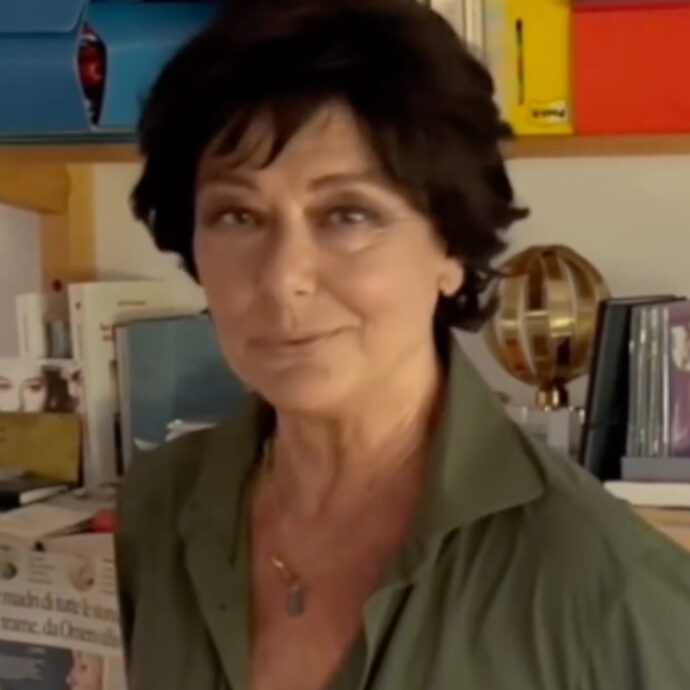 Monica Guerritore guarisce dal tumore e ufficializza la sua presenza come concorrente a “Ballando con le Stelle”