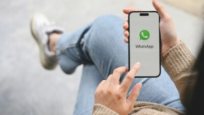 Copertina di Se ti chiede soldi su Whatsapp, non è tua mamma