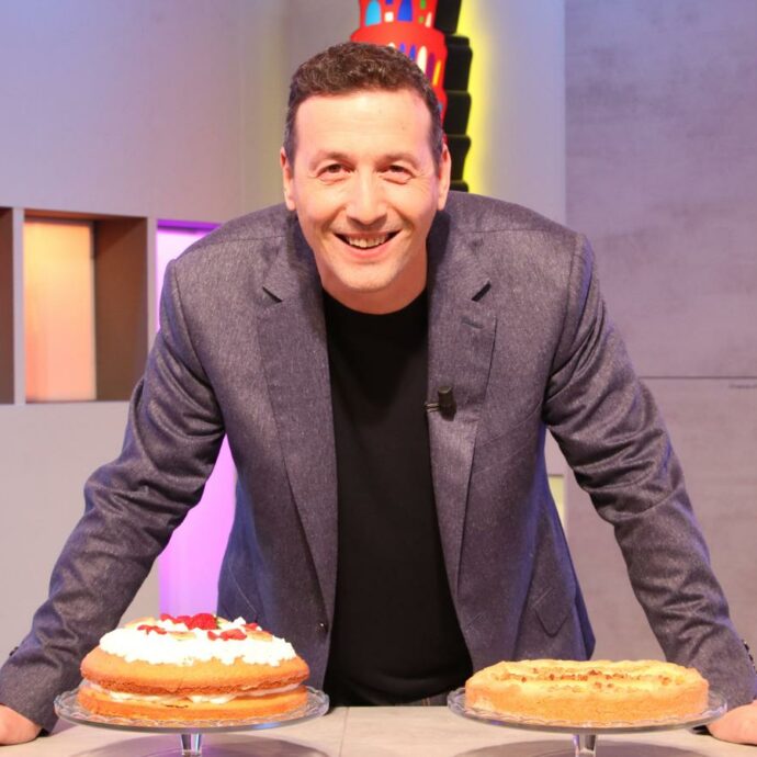 “Raffaella Carrà mi diceva ‘Tu sei una spugna’. Non credo che stare in tv, giusto per starci, vada sempre bene. Si fa anche un lavoro di sottrazione, cioè non è fare il prezzemolino”