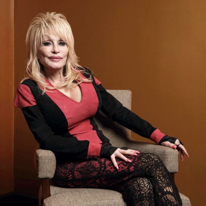 “Mia sorella Dolly Parton era pronta a provare farmaci sperimentali contro il cancro per aiutare gli altri”: la rivelazione sugli ultimi giorni dell’artista americana