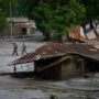 Copertina di Alluvione in Nepal e Tibet, i dispersi sono 2.381. La Cina sospende i soccorsi: “Rischio di nuove inondazioni”