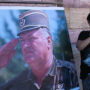 Copertina di La Serbia celebrerà il boia di Srebrenica: “Ratko Mladic avrà funerali con onori militari e di Stato”