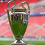 Copertina di Champions League, il calendario delle italiane: l’Inter subito contro Mou, Allegri contro Arteta. Per la Roma un novembre di fuoco, il Como sfida il Lipsia all’esordio