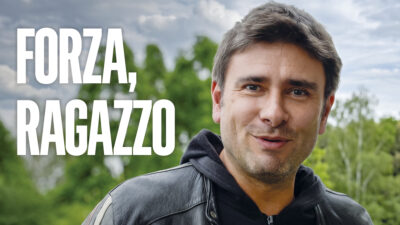 Copertina di La partenza, i sintomi, la visita, il ricovero d'urgenza: ora tutti con Di Battista. Lui sui social: "Ce la metterò tutta per tornare presto"